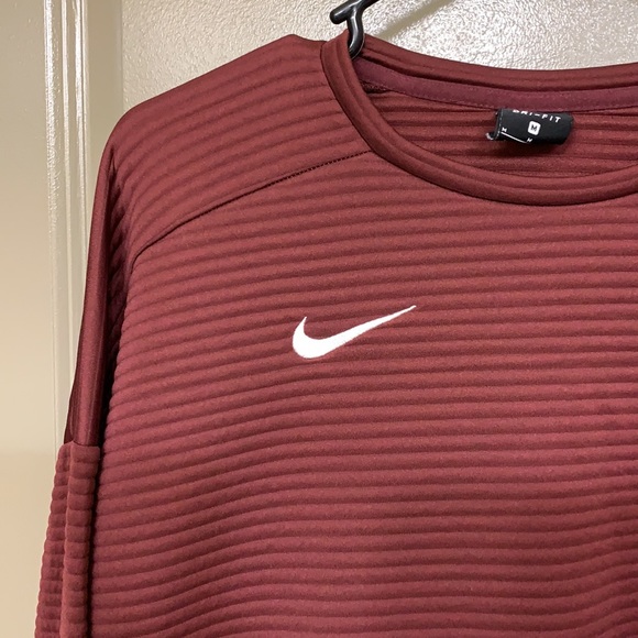 nike drifit pullover - Picture 2 of 4